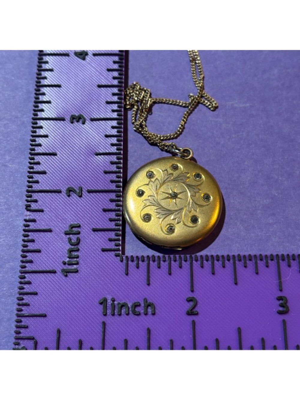 SKM CO. Victorian Gold-Tone Locket Necklace With Engraving Stones Vintage Gift - Picture 7 of 8